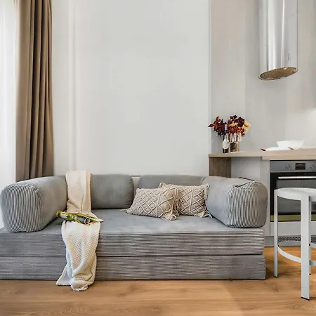 Daire Zahradnicka With Parking And Balcony