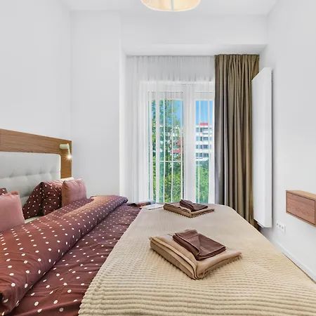 公寓 Zahradnicka With Parking And Balcony *